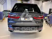 2021 BMW X7