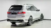2021 BMW X7