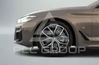 2021 BMW 520