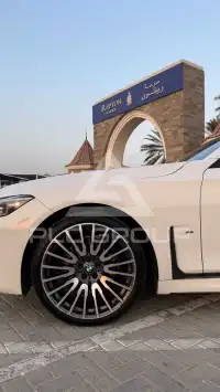 2021 BMW 740