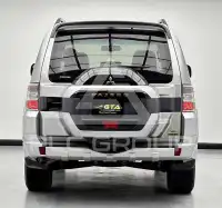 2022 Mitsubishi PAJARO