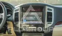 2022 Mitsubishi PAJARO