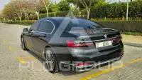 2022 BMW 730