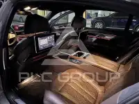 2022 BMW 750