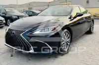 2022 Lexus ES350