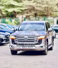 2022 Toyota LAND CRUISER