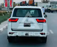 2022 Toyota LAND CRUISER