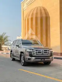 2022 Toyota LAND CRUISER