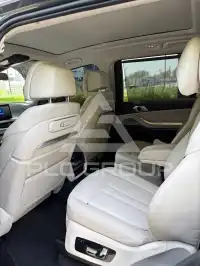 2023 BMW X7