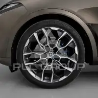 2023 BMW X7