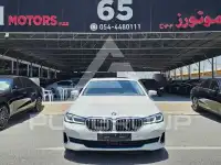 2023 BMW 520