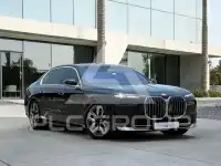 2023 BMW 740