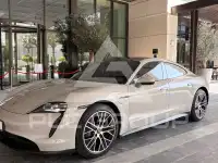 2023 Porsche Taycan