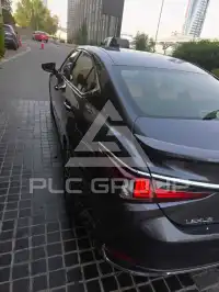 2023 Lexus ES300