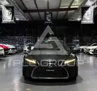 2023 Lexus IS300