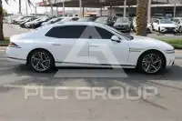 2023 Genesis G90