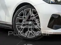 2024 BMW 520