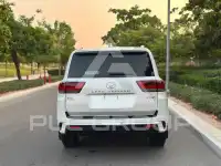 2024 Toyota LAND CRUISER