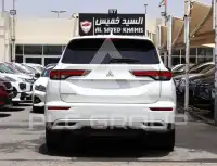 2025 Mitsubishi OUTLANDER