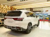 2025 Lexus LX700h