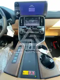 2025 Lexus LX700h