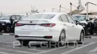 2025 Lexus ES300