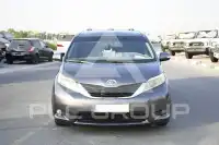 2025 Toyota SIENNA