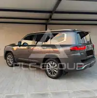 2025 Toyota LAND CRUISER