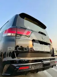 2025 Toyota LAND CRUISER