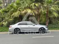 2025 Mercedes Benz E 300
