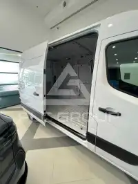 2025 Renault Master