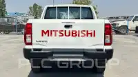 2027 Mitsubishi L200