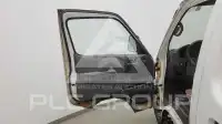 2005 Nissan Urvan