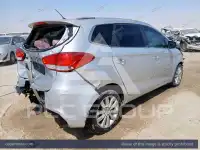 2014 KIA Carens