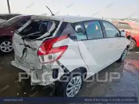 2015 Toyota YARIS