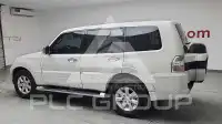 2017 Mitsubishi PAJARO