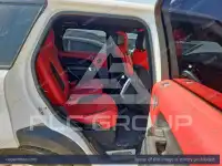 2018 Land Rover R-Dynam Se
