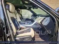 2019 Land Rover R-Dynam Se