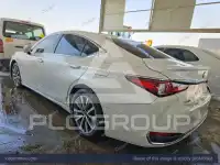 2019 Lexus ES300