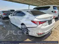 2022 Lexus ES300