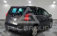 2012 Peugeot 5008