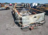 2002 Chevrolet Silverado photo