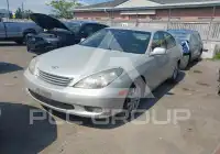 2002 Lexus ES300 photo