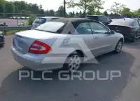 2004 Mercedes Benz CLK 320 photo