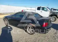 2004 Ford MUSTANG фото