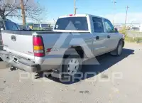 2005 GMC SIERRA photo