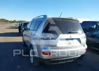 2008 Mitsubishi OUTLANDER photo