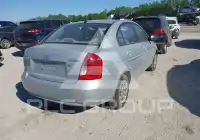 2009 Hyundai Accent photo