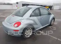 2009 Volkswagen BEETLE photo