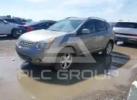 2010 Nissan ROGUE photo